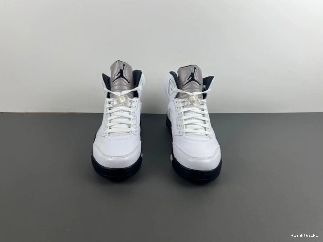 AIR 5 DD0587-110 JORDAN BLACK' 'WHITE RETRO 0927